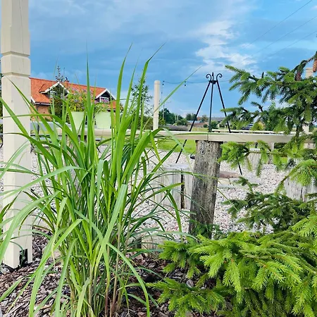 Pensión Lawendowy Ruciane-Nida